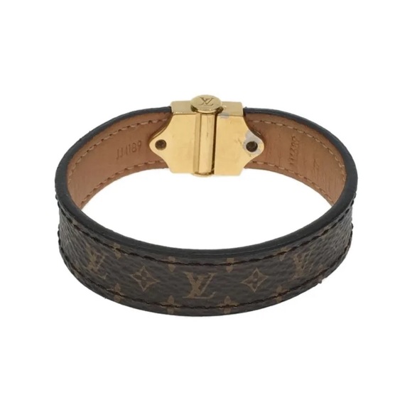 Louis Vuitton Italian Luxury Bracelet - Picture 2 of 9